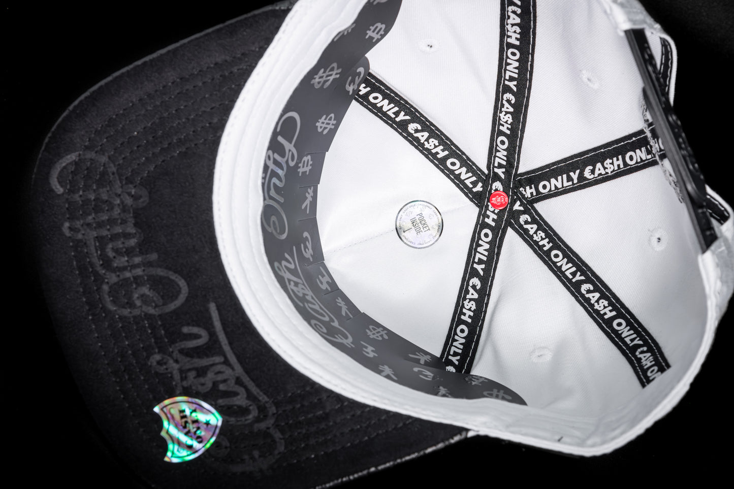 Casquette Skull Blanche – Visière Python Noire | Cash Only