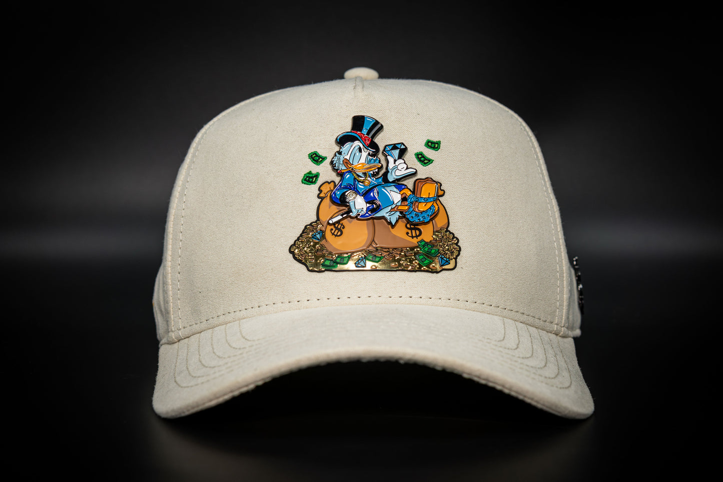 Casquette Beige Suédine – Badge Money Duck | Cash Only