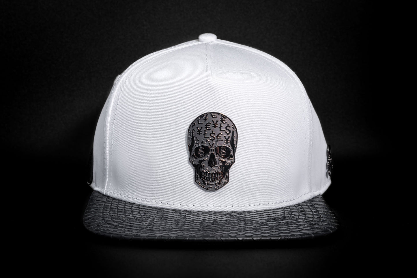Casquette Skull Blanche – Visière Python Noire | Cash Only