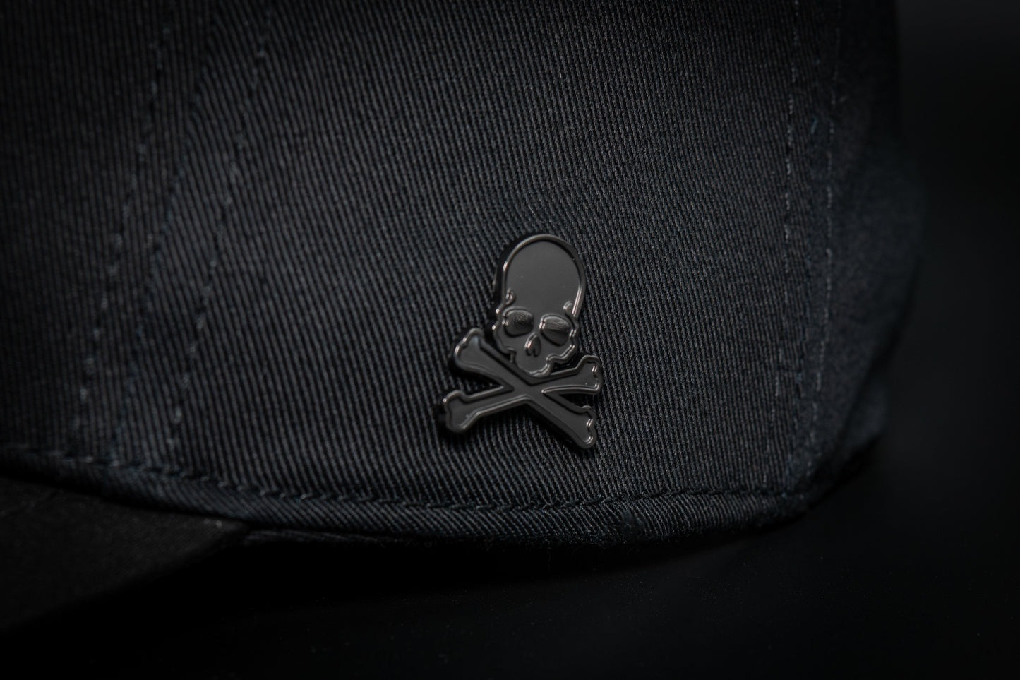 Casquette Full Black – Badge Skull Monétaire | Cash Only